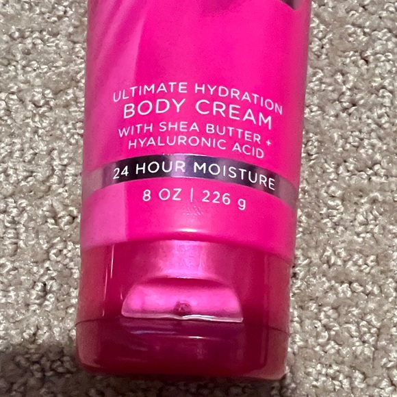 Bath & Body Works Perfect in Pink Ultimate Hydration Body Cream - Picture 7 of 7